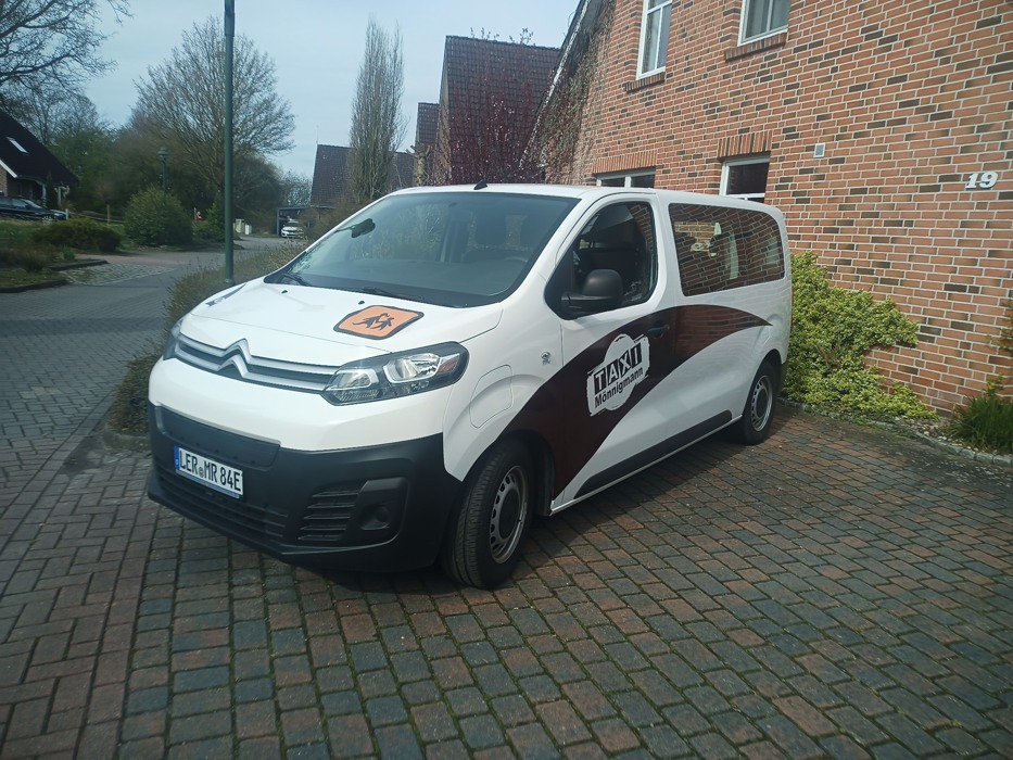Schülerbeförderung unter Strom: Taxi Mönnigmann setzt auf den Citroën ë-Jumpy